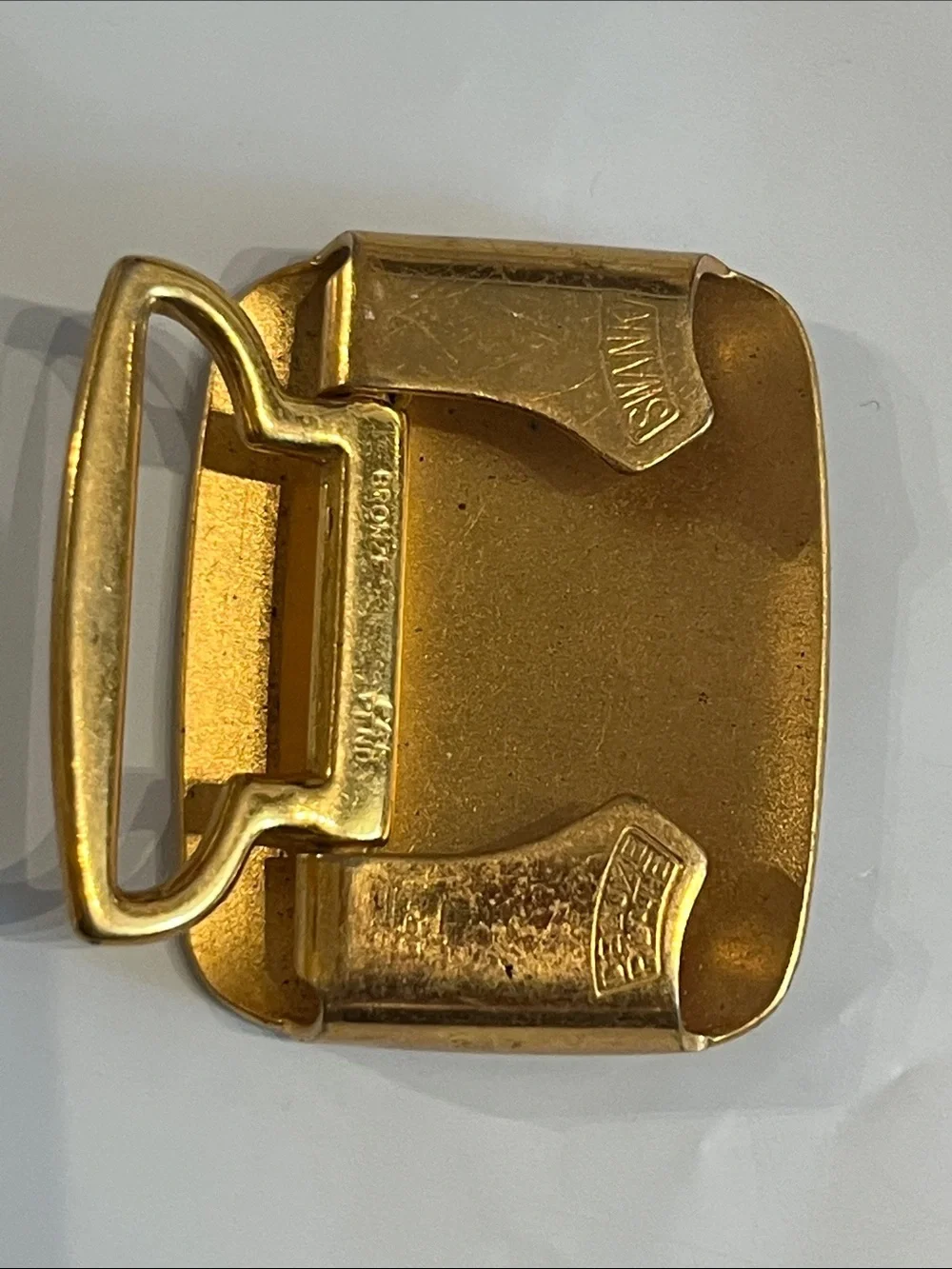 SWANK DELUXE PLATE BRONZE SMALL BELT BUCKLE, 1.1/4”